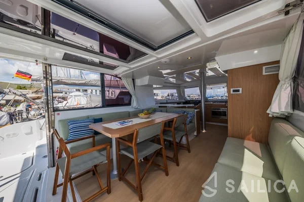 Bali Catspace - Yacht Charter Sailica