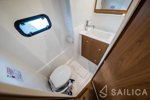 Bali Catspace - Yacht Charter Sailica