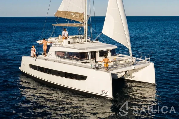 Bali 4.8  - Yacht Charter Sailica