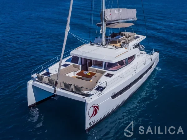 Bali 4.8  - Yacht Charter Sailica