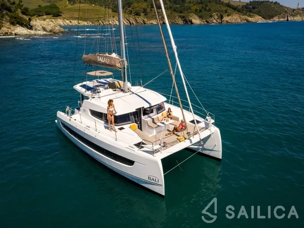 Bali 4.2 - Yacht Charter Sailica