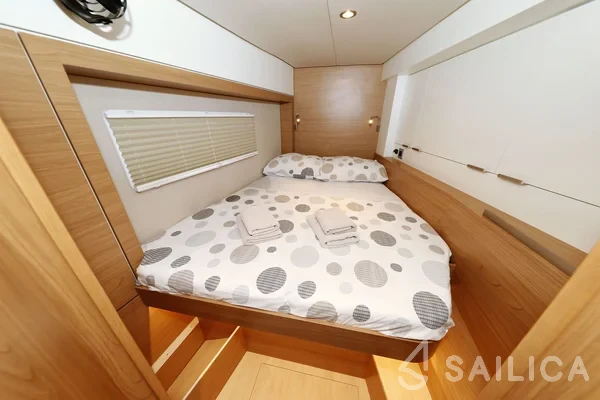 Bali 4.2 - Yacht Charter Sailica