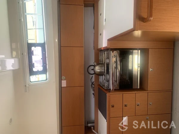Bavaria C42 - Yacht Charter Sailica