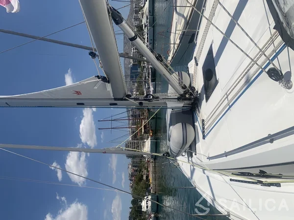 Bavaria C42 - Yacht Charter Sailica
