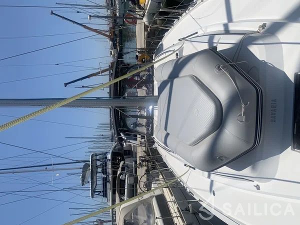 Bavaria C42 - Yacht Charter Sailica