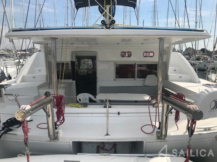 Lagoon 440 - Yacht Charter Sailica
