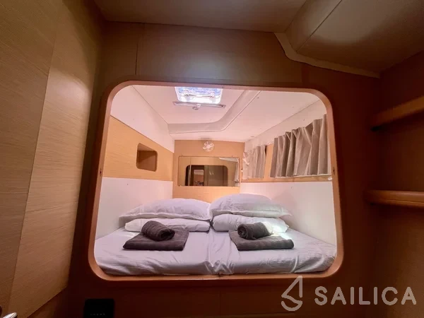 Lagoon 440 - Yacht Charter Sailica