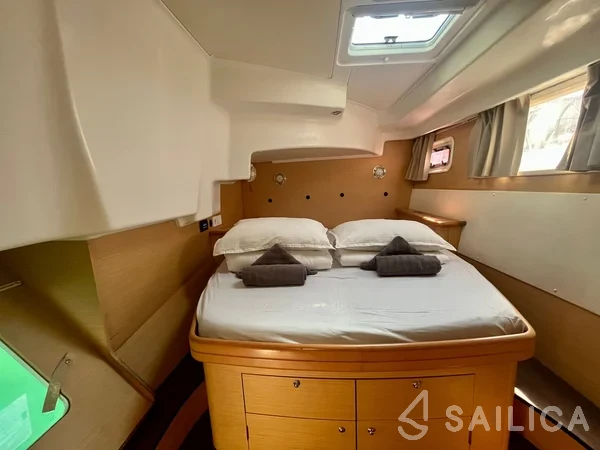 Lagoon 440 - Yacht Charter Sailica