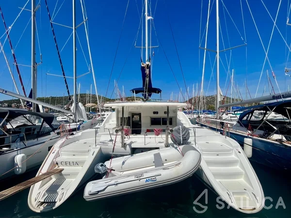 Lagoon 440 - Yacht Charter Sailica