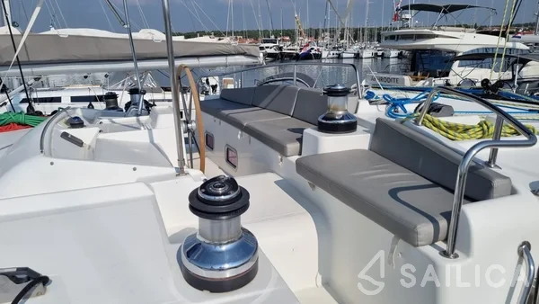 Lagoon 440 - Yacht Charter Sailica