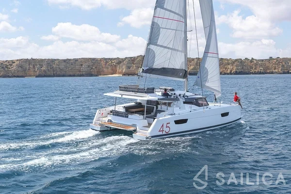Elba 45 - Yacht Charter Sailica
