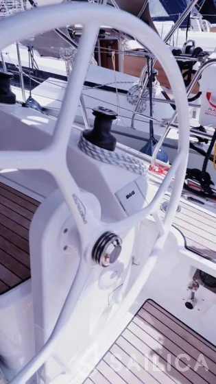 Bavaria 37 Cruiser - Yacht Charter Sailica