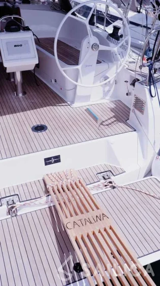 Bavaria 37 Cruiser - Yacht Charter Sailica