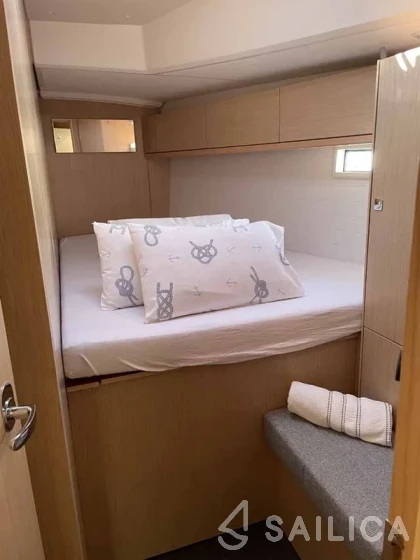 Bavaria Cruiser 46 Style - Yacht Charter Sailica