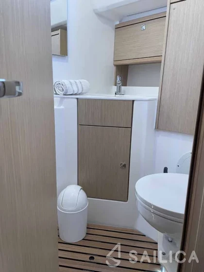 Bavaria Cruiser 46 Style - Yacht Charter Sailica