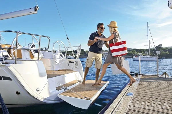 Bavaria 37 Cruiser - Yacht Charter Sailica