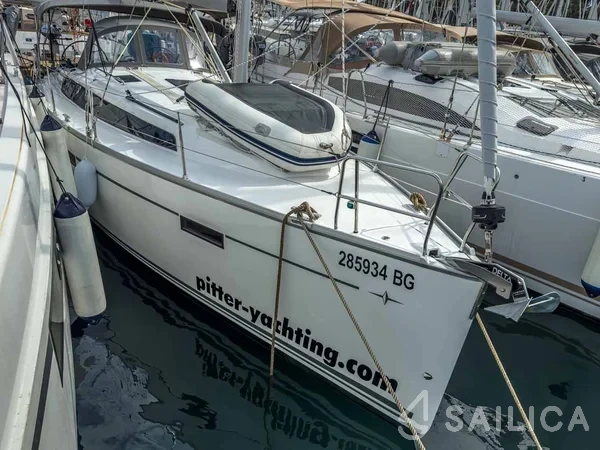 Bavaria 37 Cruiser - Yacht Charter Sailica