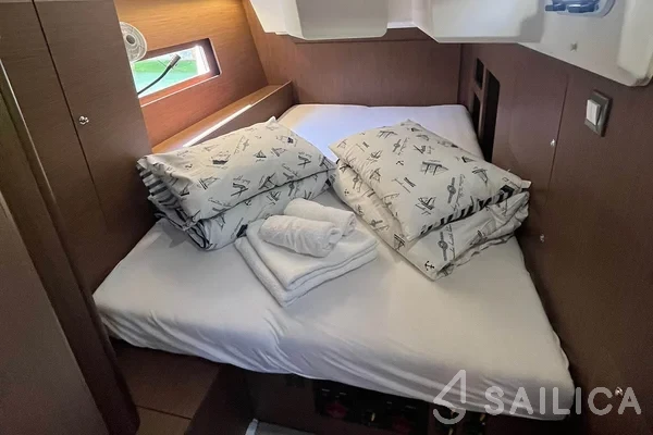 Oceanis 46.1 - Yacht Charter Sailica