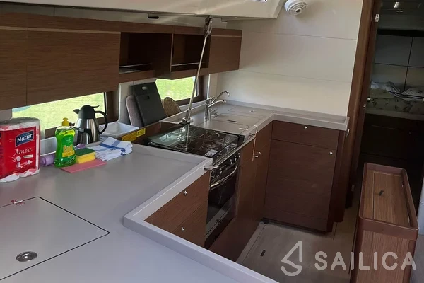 Oceanis 46.1 - Yacht Charter Sailica