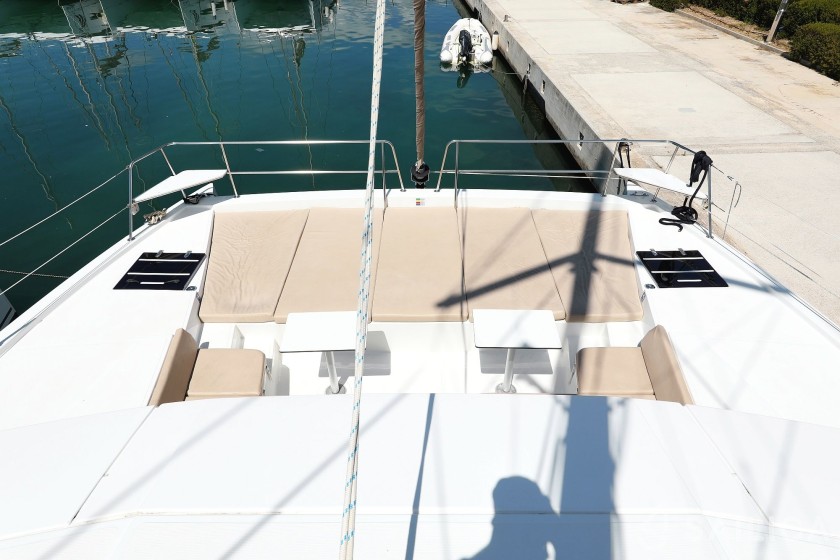 Bali 4.3 - Yacht Charter Sailica