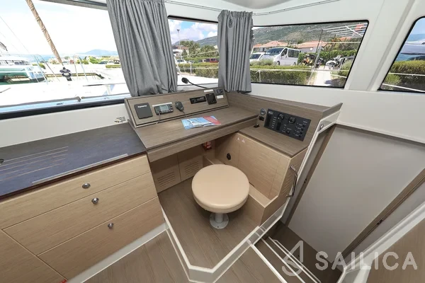 Bali 4.3 - Yacht Charter Sailica