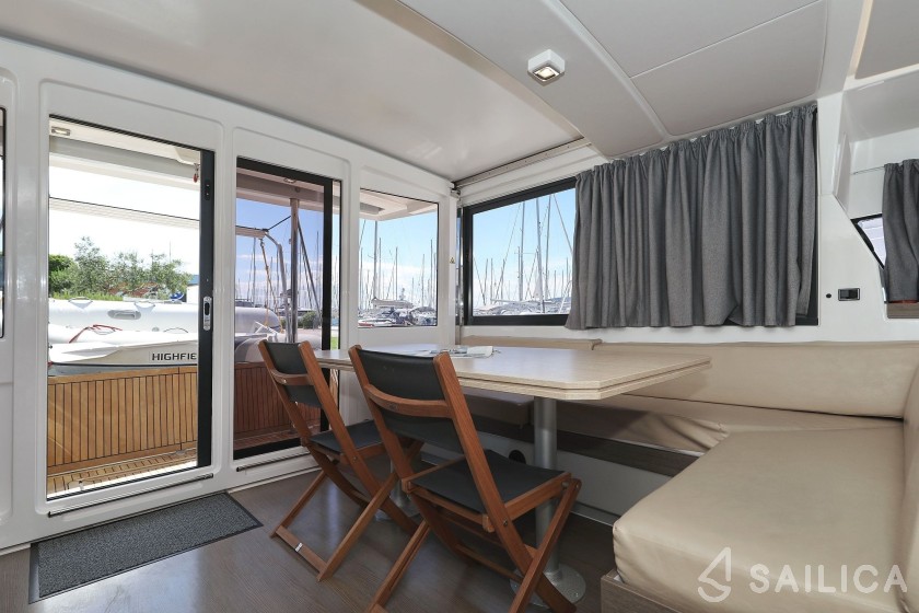 Bali 4.3 - Yacht Charter Sailica