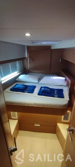 Bali 4.4 - Yacht Charter Sailica