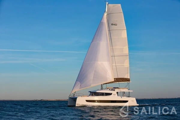 Bali 4.4 - Yacht Charter Sailica