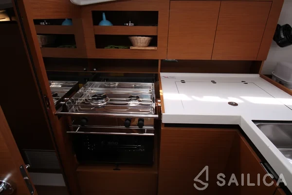 Sun Odyssey 380 - Yacht Charter Sailica