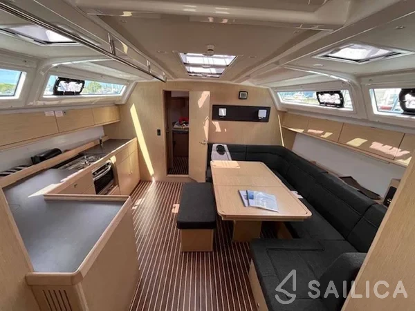 Bavaria 46 Cruiser - Yacht Charter Sailica