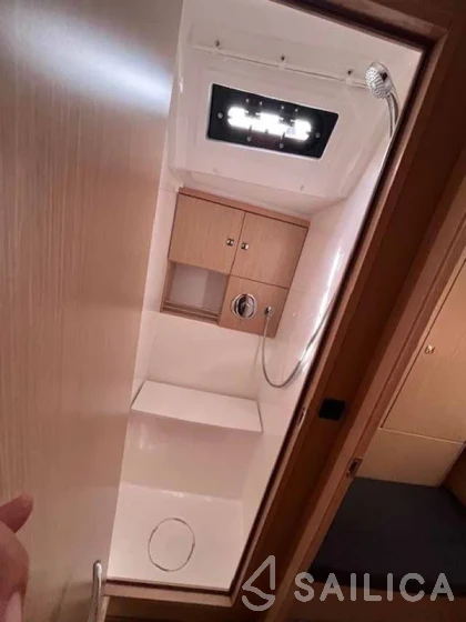 Bavaria 46 Cruiser - Yacht Charter Sailica