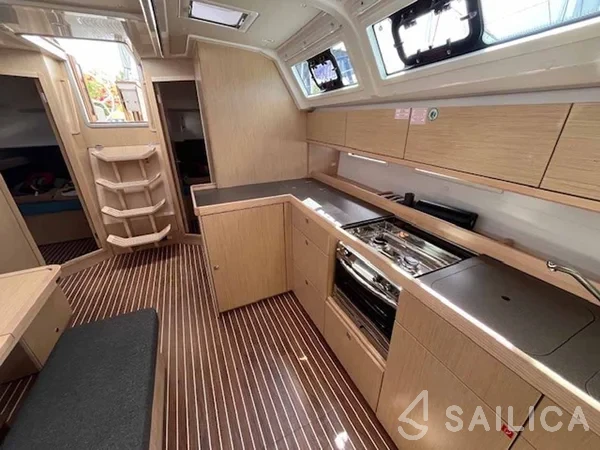 Bavaria 46 Cruiser - Yacht Charter Sailica