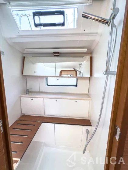 Dufour 44 - Yacht Charter Sailica