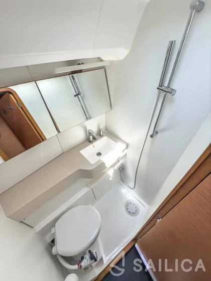 Dufour 44 - Yacht Charter Sailica