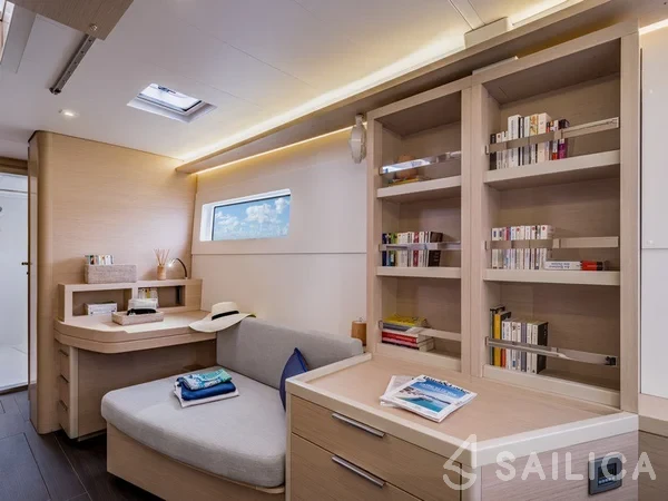 Lagoon 46  - Yacht Charter Sailica