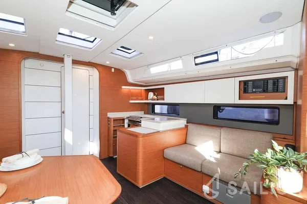 Dufour 44 - Yacht Charter Sailica