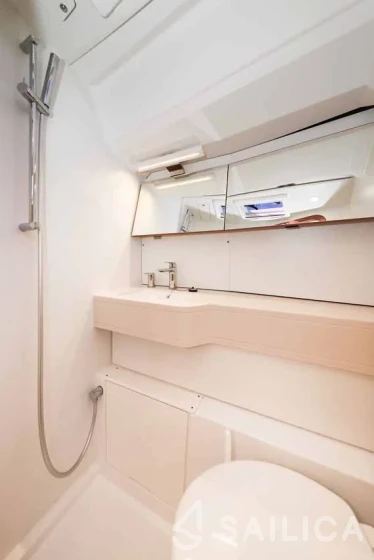 Dufour 44 - Yacht Charter Sailica