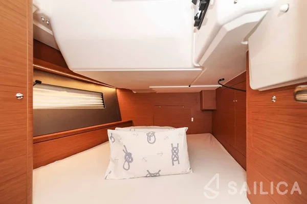 Dufour 44 - Yacht Charter Sailica
