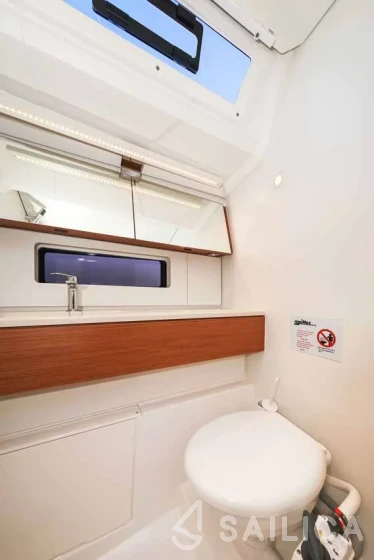 Dufour 44 - Yacht Charter Sailica
