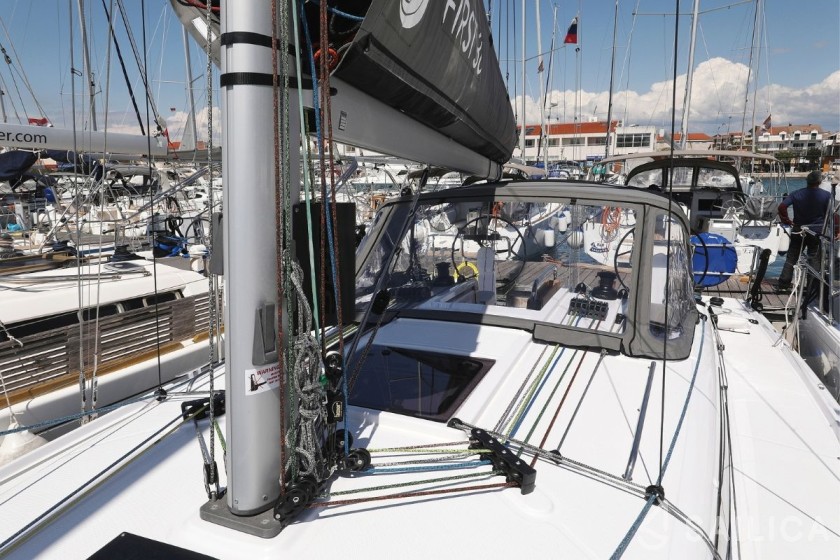 First 36 - Yacht Charter Sailica