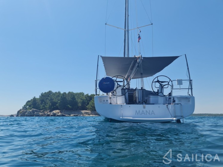 First 36 - Yacht Charter Sailica