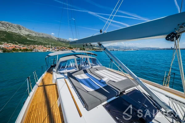 Hanse 588 - Yacht Charter Sailica