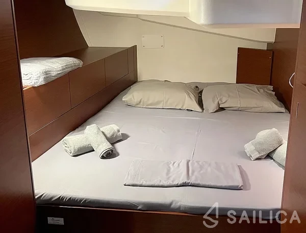 Hanse 508 - Yacht Charter Sailica