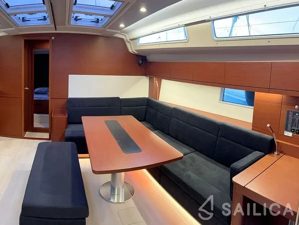 Hanse 508 - Yacht Charter Sailica