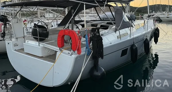 Hanse 508 - Yacht Charter Sailica