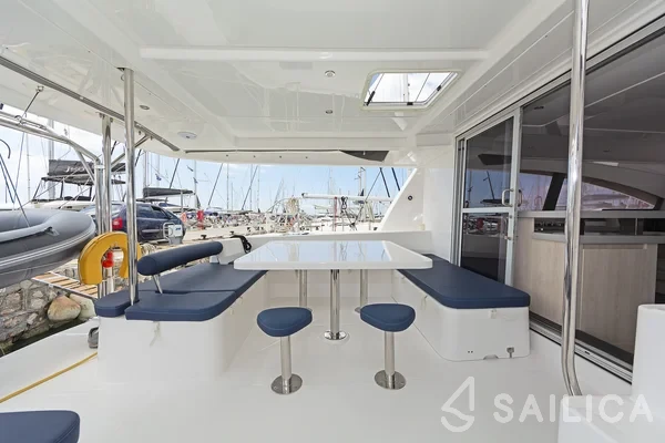 Leopard 48 - Yacht Charter Sailica