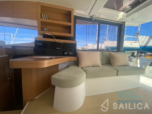 Bali Catsmart - Yacht Charter Sailica