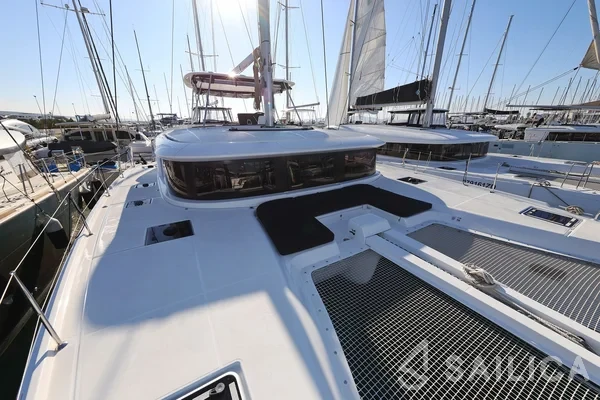 Lagoon 46  - Yacht Charter Sailica
