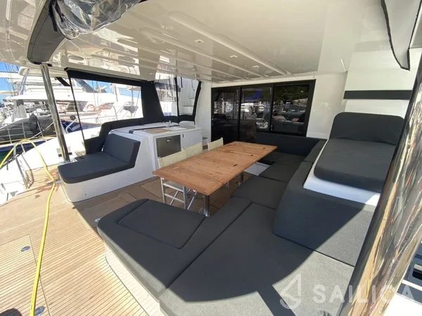 Lagoon 55 - Yacht Charter Sailica