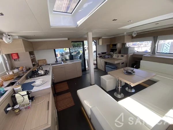 Lagoon 55 - Yacht Charter Sailica